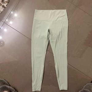 Lululemon High Rise Wunder under
